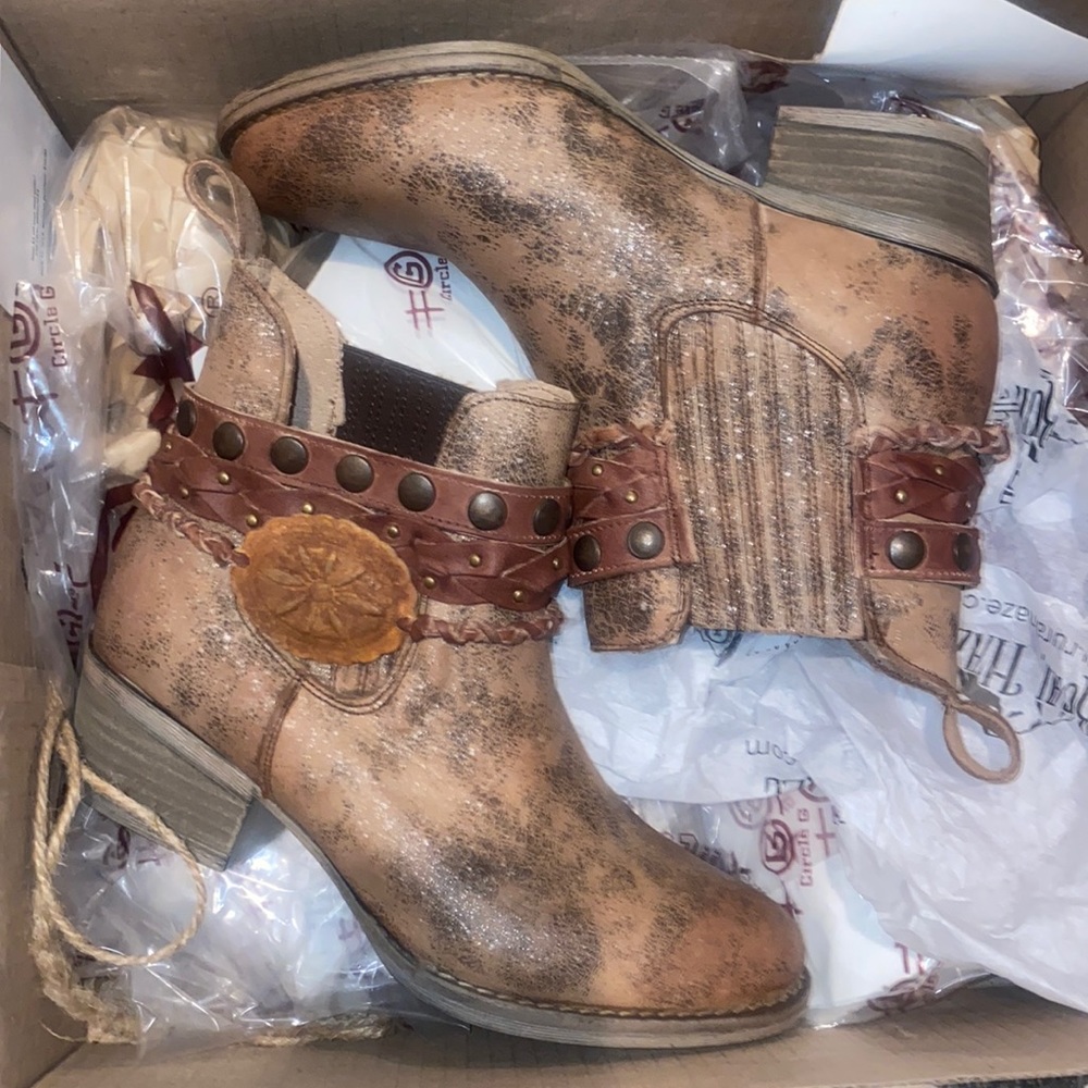 Corral Booties